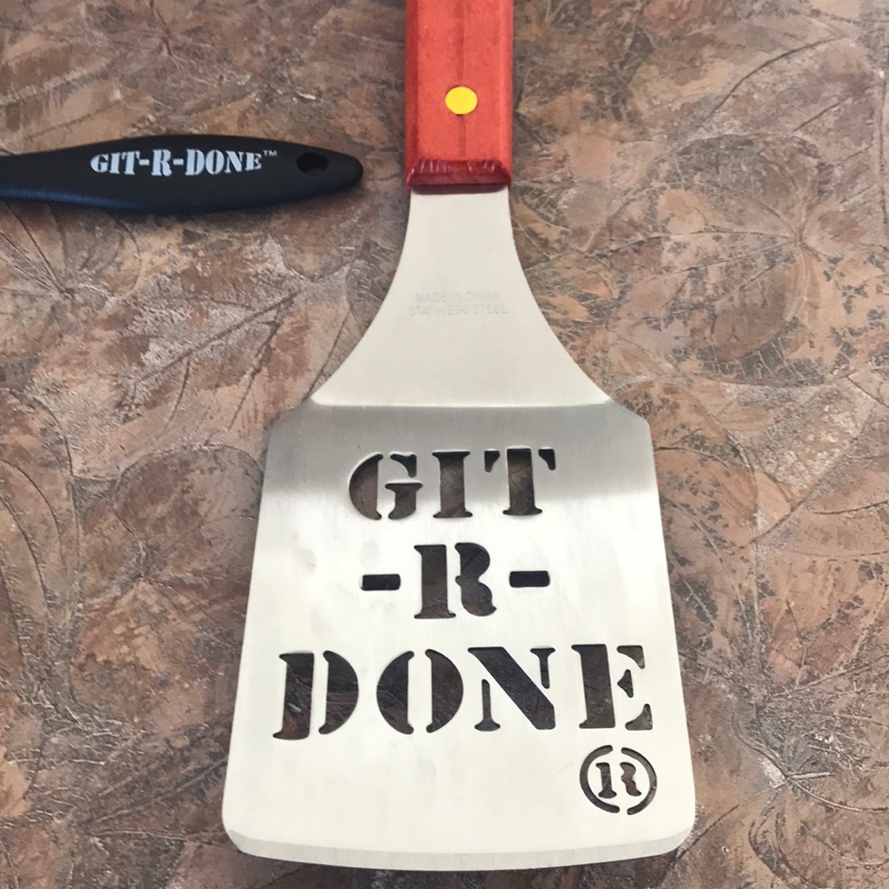 Git R Done grill spatula set